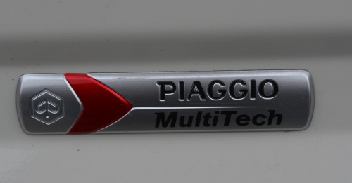 Schriftzug Tür MULTITECH